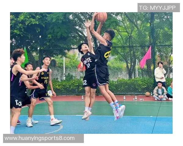 激情四溢的七人制足球赛展现团队合作与个人技术的完美结合